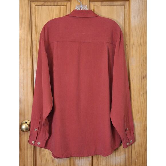 Tommy Bahama Shirt Women's Medium Blue Red 100% Silk Classic Ribbed Woven Basic - Picture 3 of 7